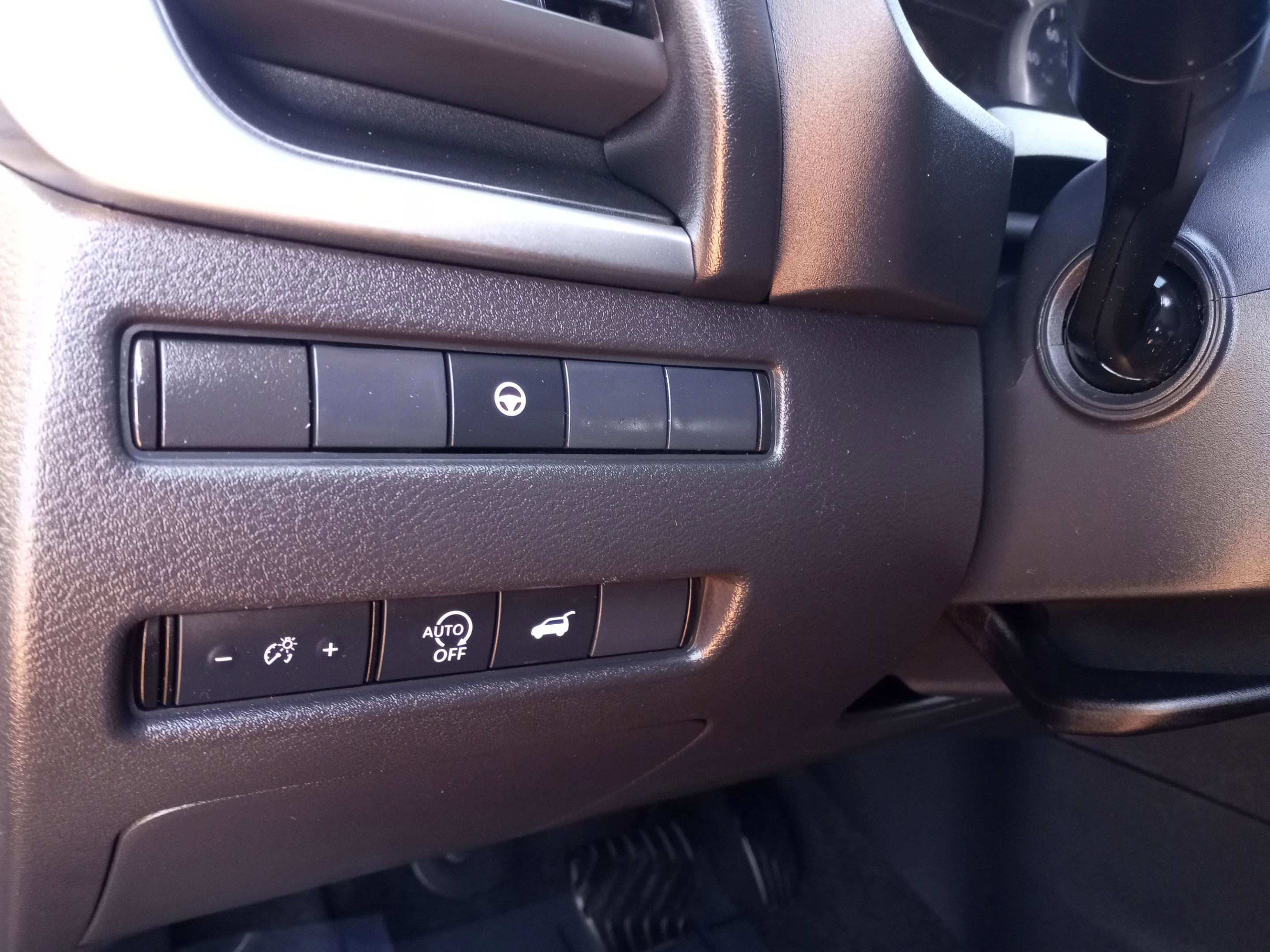 Used 2024 Nissan Rogue SV image 20