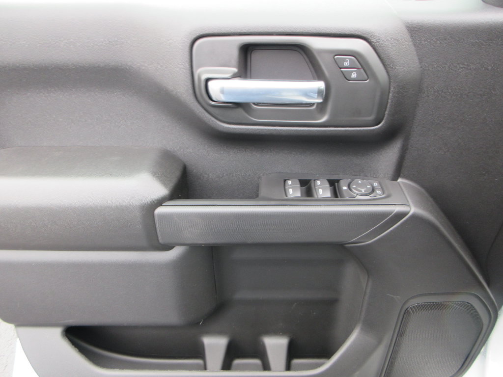 New 2026 Chevrolet Silverado 1500 Custom w/ Turbomax Blackout Package AWD/4WD image 21