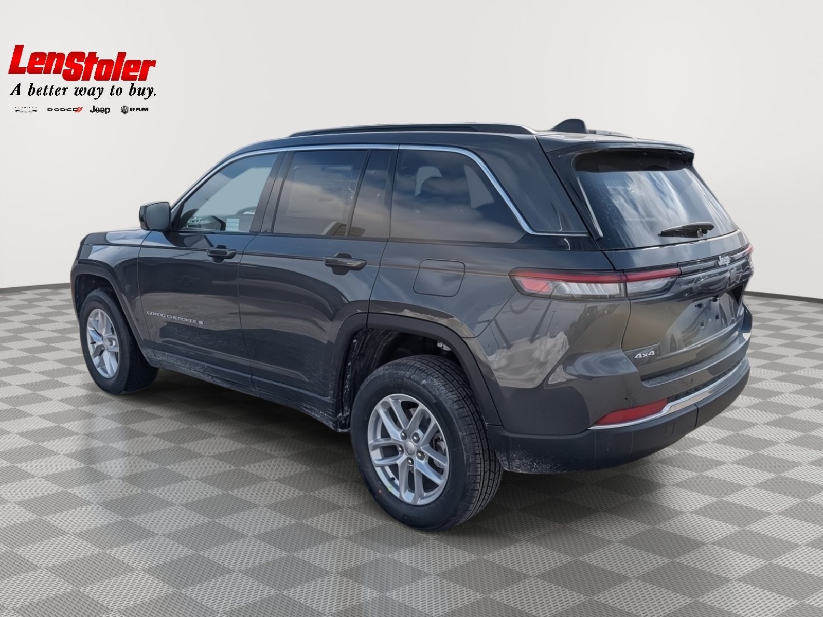 New 2026 Jeep Grand Cherokee Laredo AWD/4WD image 2