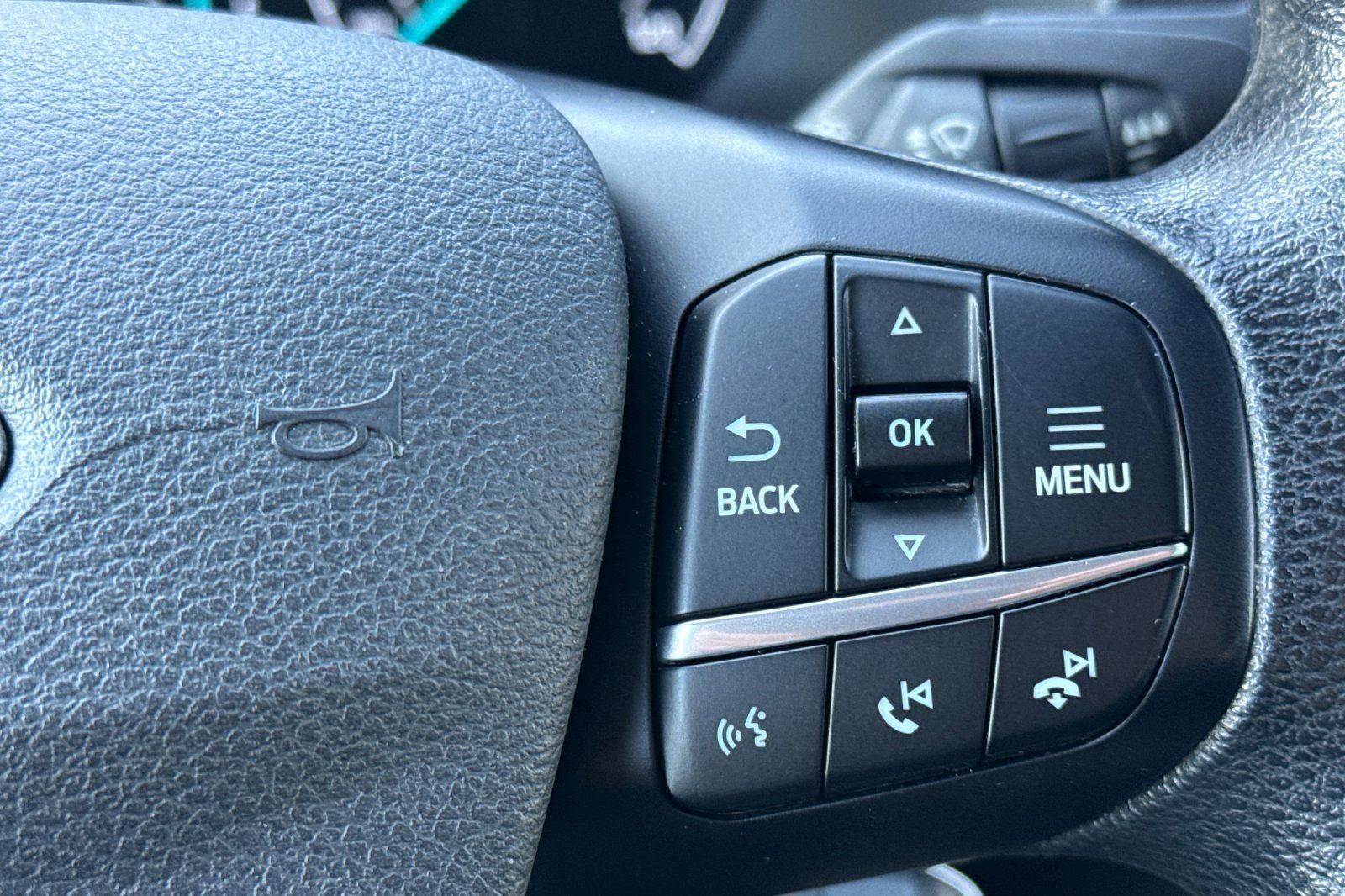 Used 2023 Ford Transit 350 XLT image 27