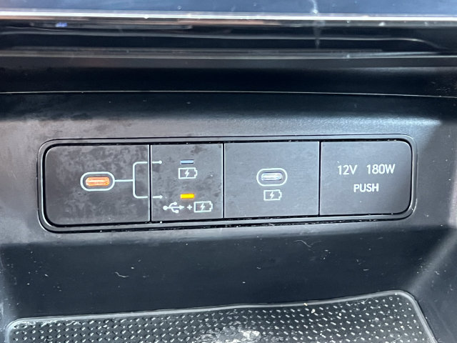 Used 2025 Hyundai Santa Cruz SEL AWD/4WD image 28