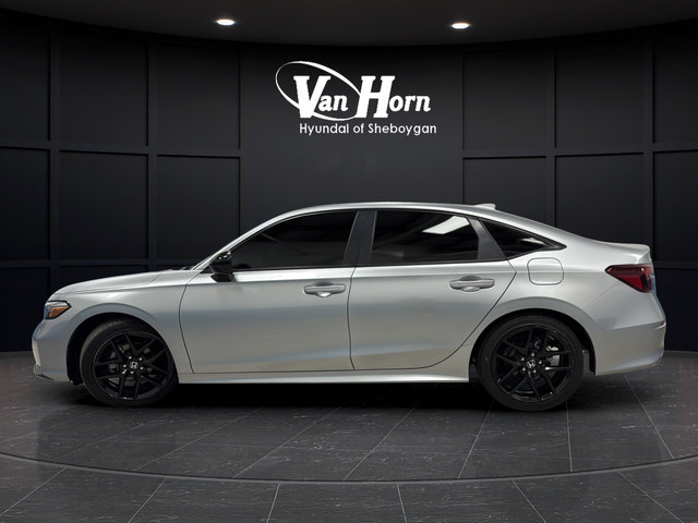Used 2025 Honda Civic Sport image 4