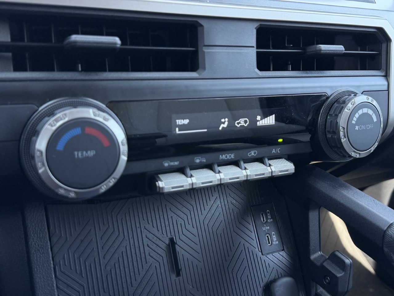 Used 2025 Toyota 4Runner SR5 RWD image 19