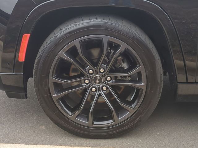 Used 2024 Jeep Grand Wagoneer Series II w/ Quick Order Packagew 28T image 19