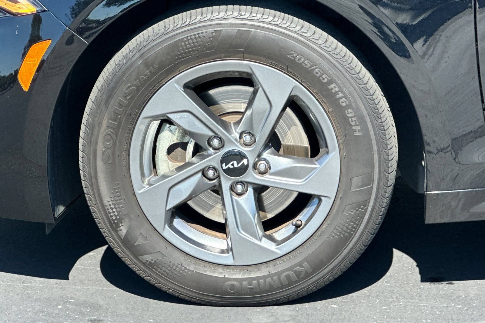 Used 2024 Kia K5 LXS FWD image 43