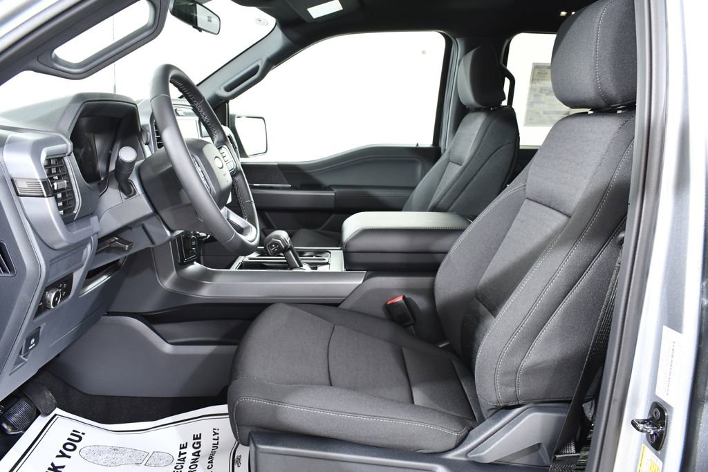 New 2026 Ford F150 XLT w/ XLT Black Appearance Package AWD/4WD image 6