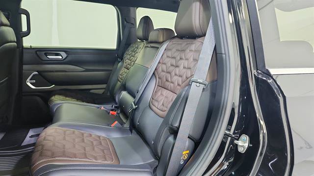 New 2026 Nissan Armada Platinum AWD/4WD image 23