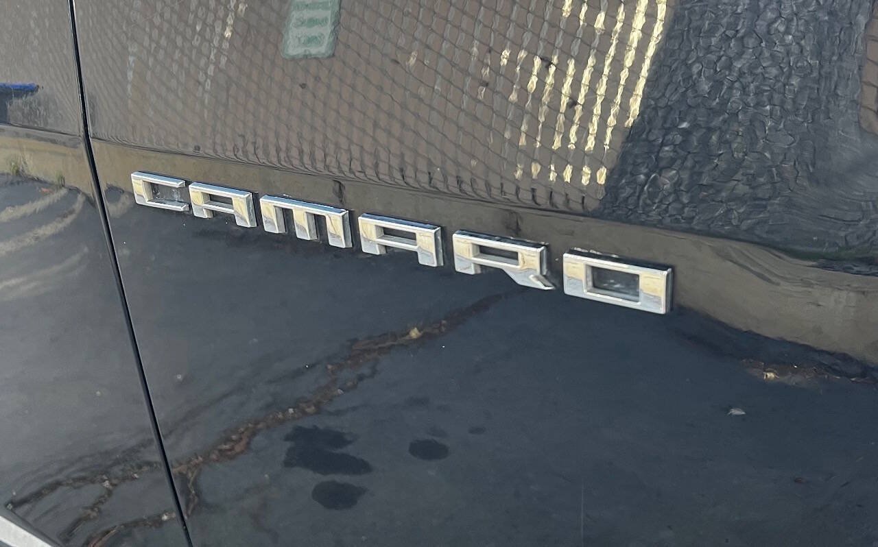 Used 2015 Chevrolet Camaro LS RWD image 11