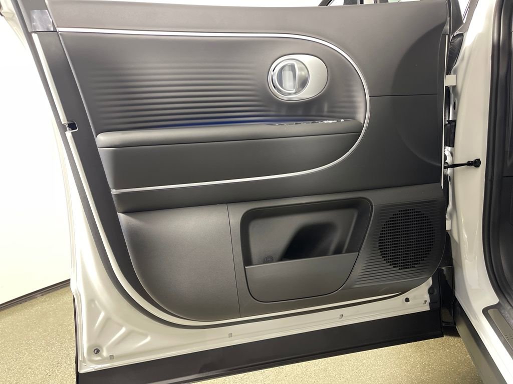 New 2026 Hyundai Ioniq 9 SEL image 19