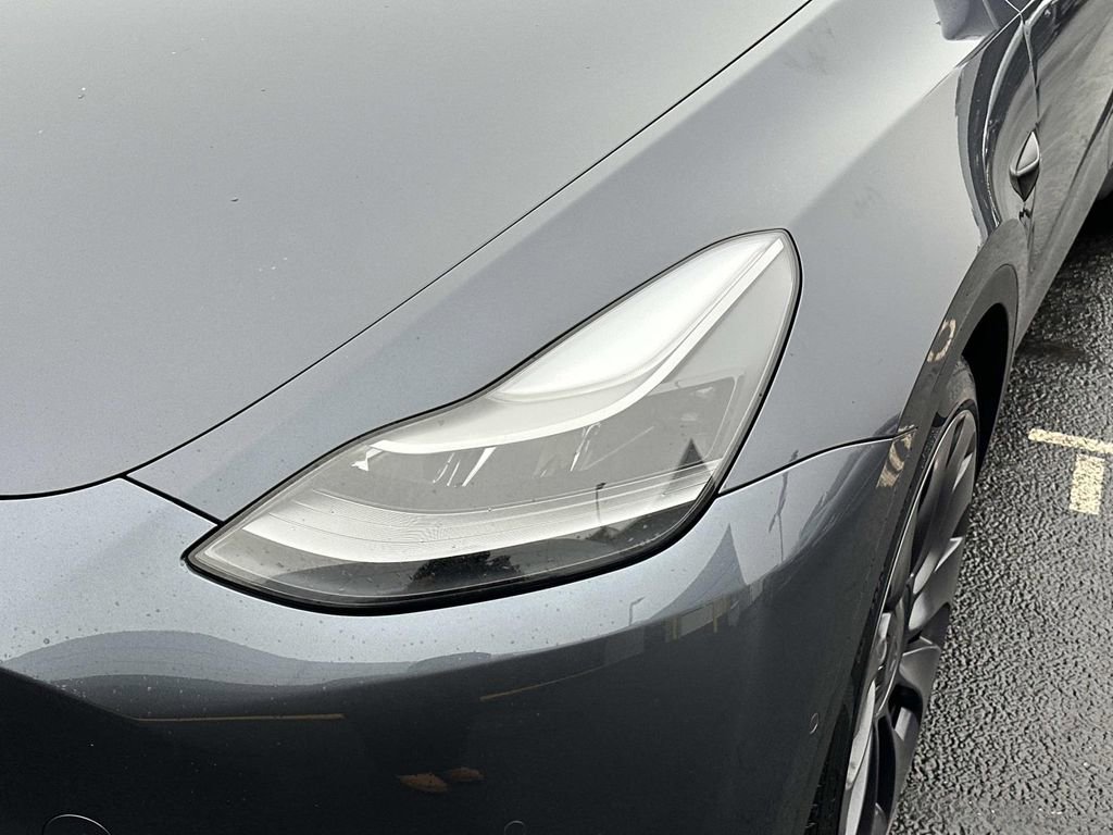 Used 2024 Tesla Model Y Long Range image 8