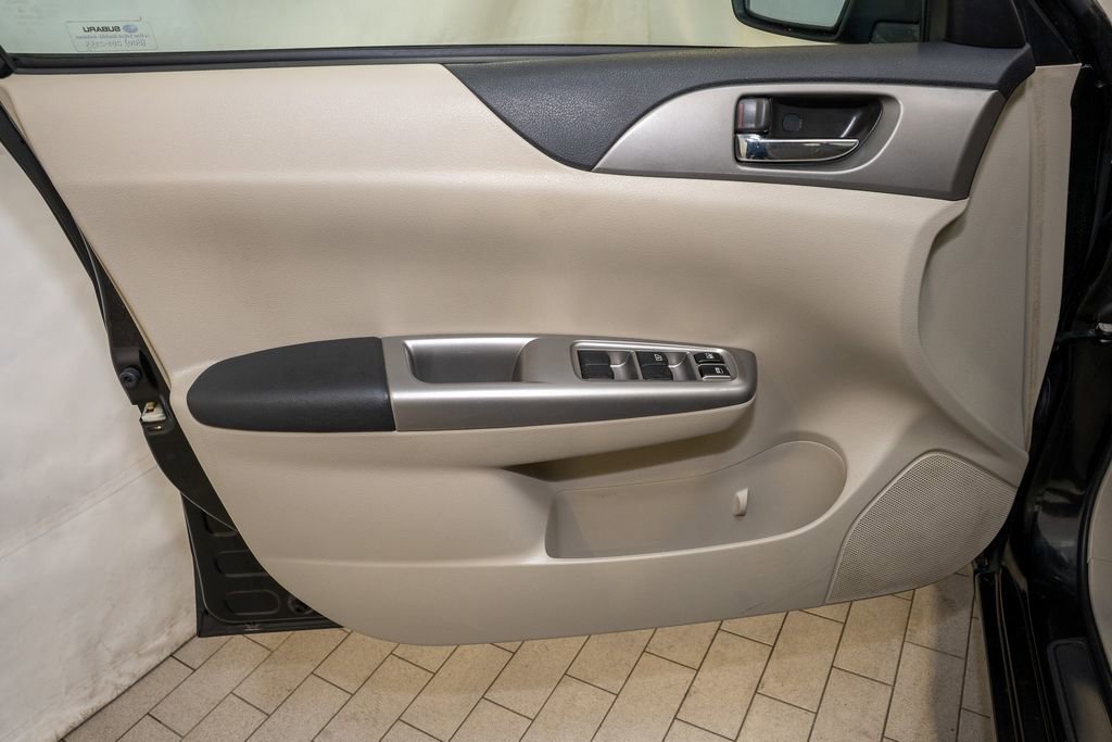 Used 2010 Subaru Impreza 2.5i image 10