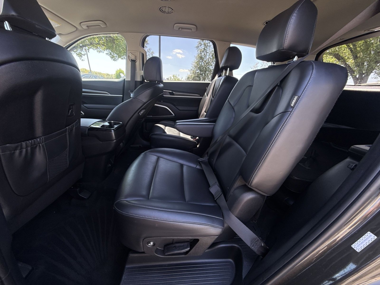 Used 2024 Kia Telluride S image 22