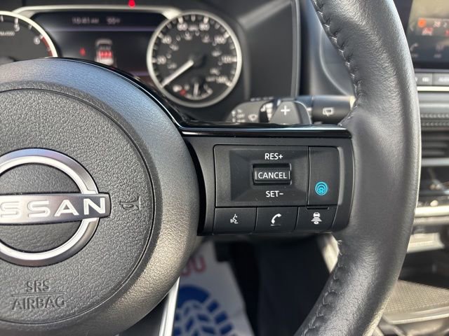 Used 2023 Nissan Rogue SV w/ SV Premium B Package image 39