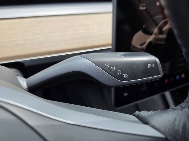 Used 2023 Tesla Model 3 Standard Range image 30