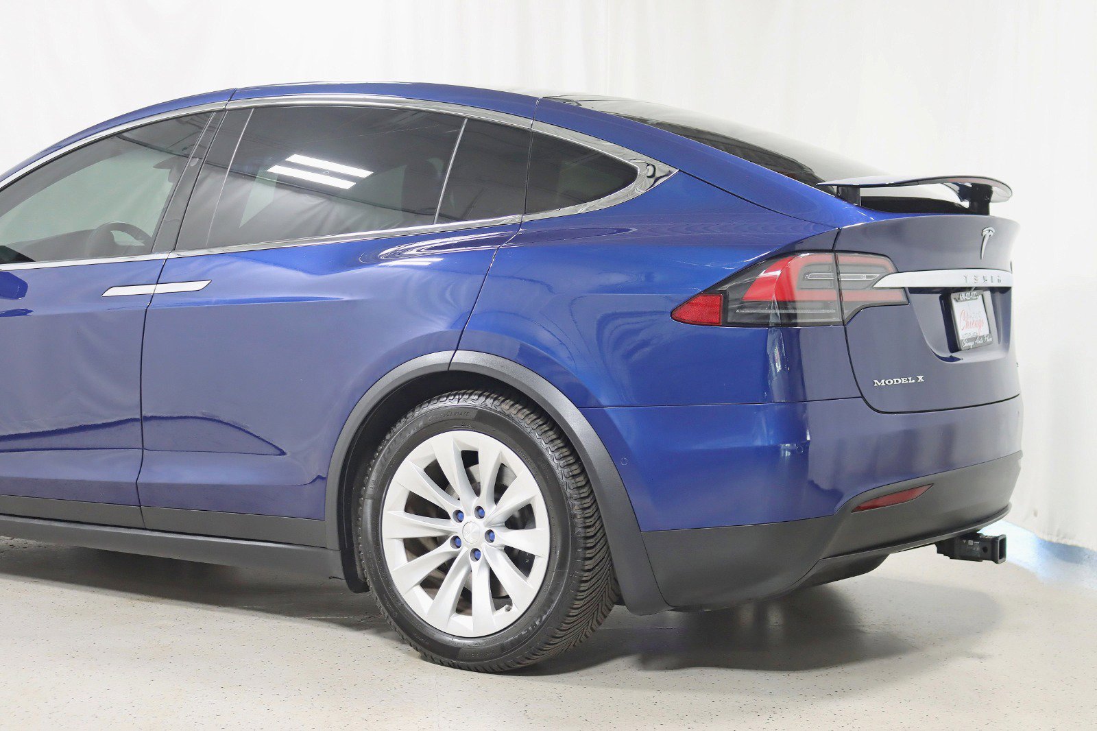 Used 2018 Tesla Model X 75D image 11