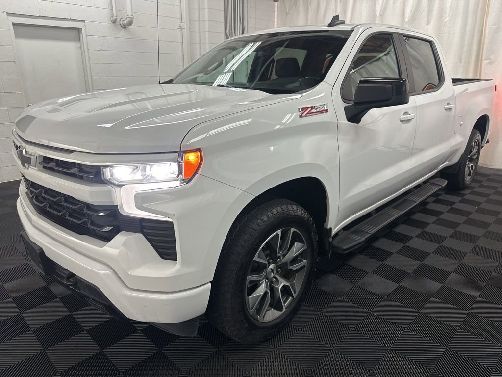 Used 2022 Chevrolet Silverado 1500 RST w/ Z71 Off-Road Package image 4