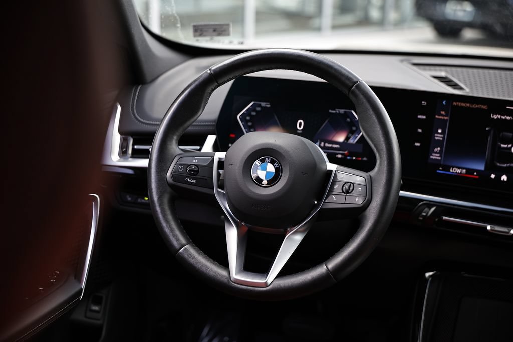 Used 2025 BMW X1 xDrive28i AWD/4WD image 26
