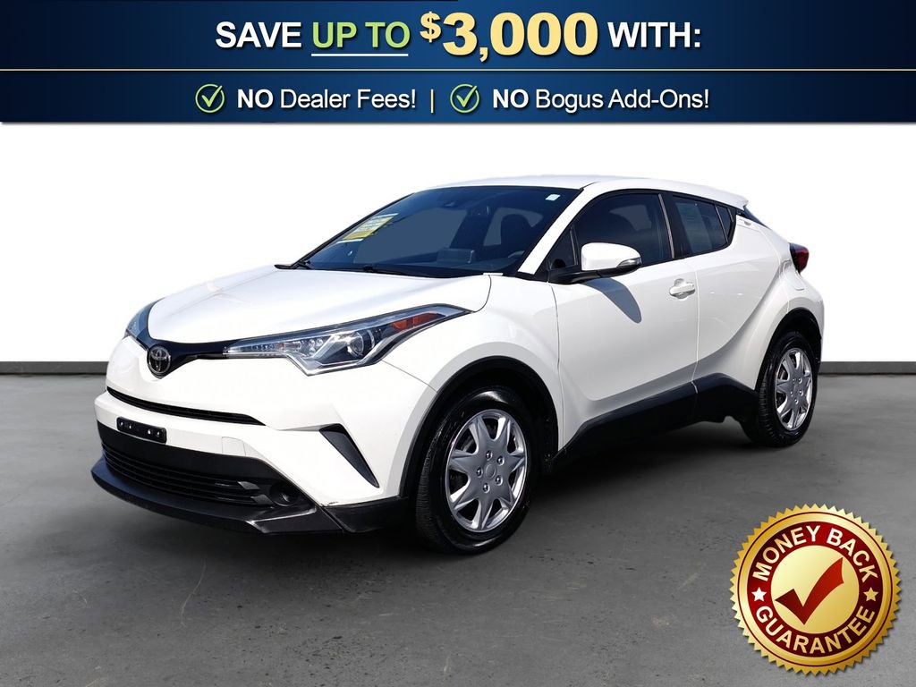 Used 2019 Toyota C-HR LE image 1