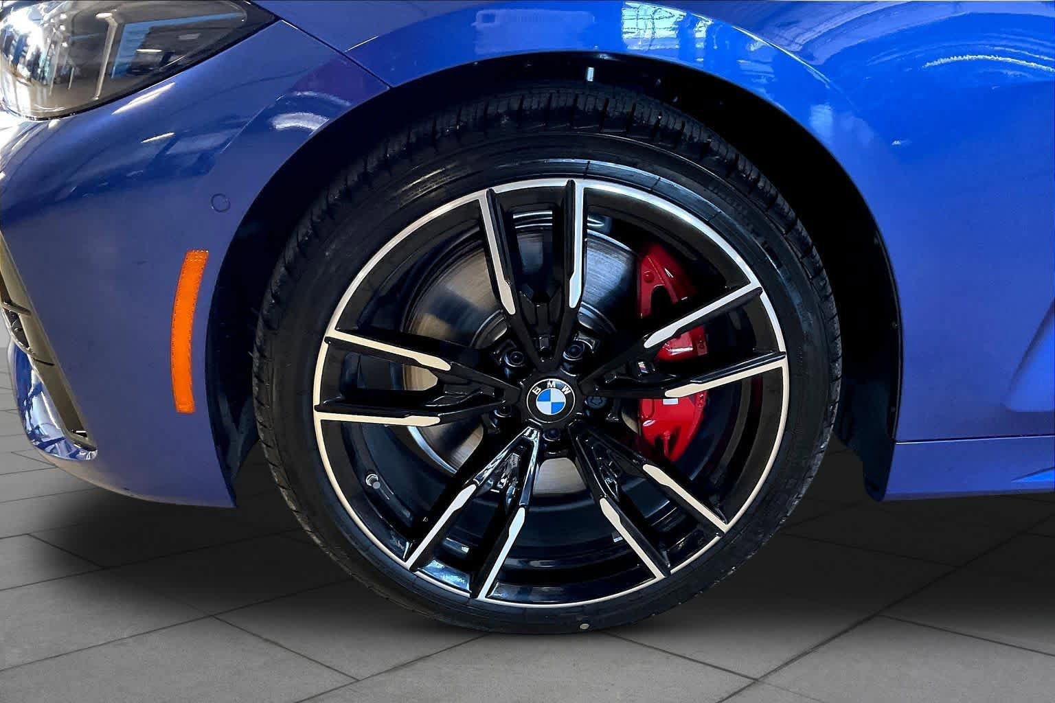 New 2026 BMW 440i xDrive Coupe w/ Premium Package AWD/4WD image 11