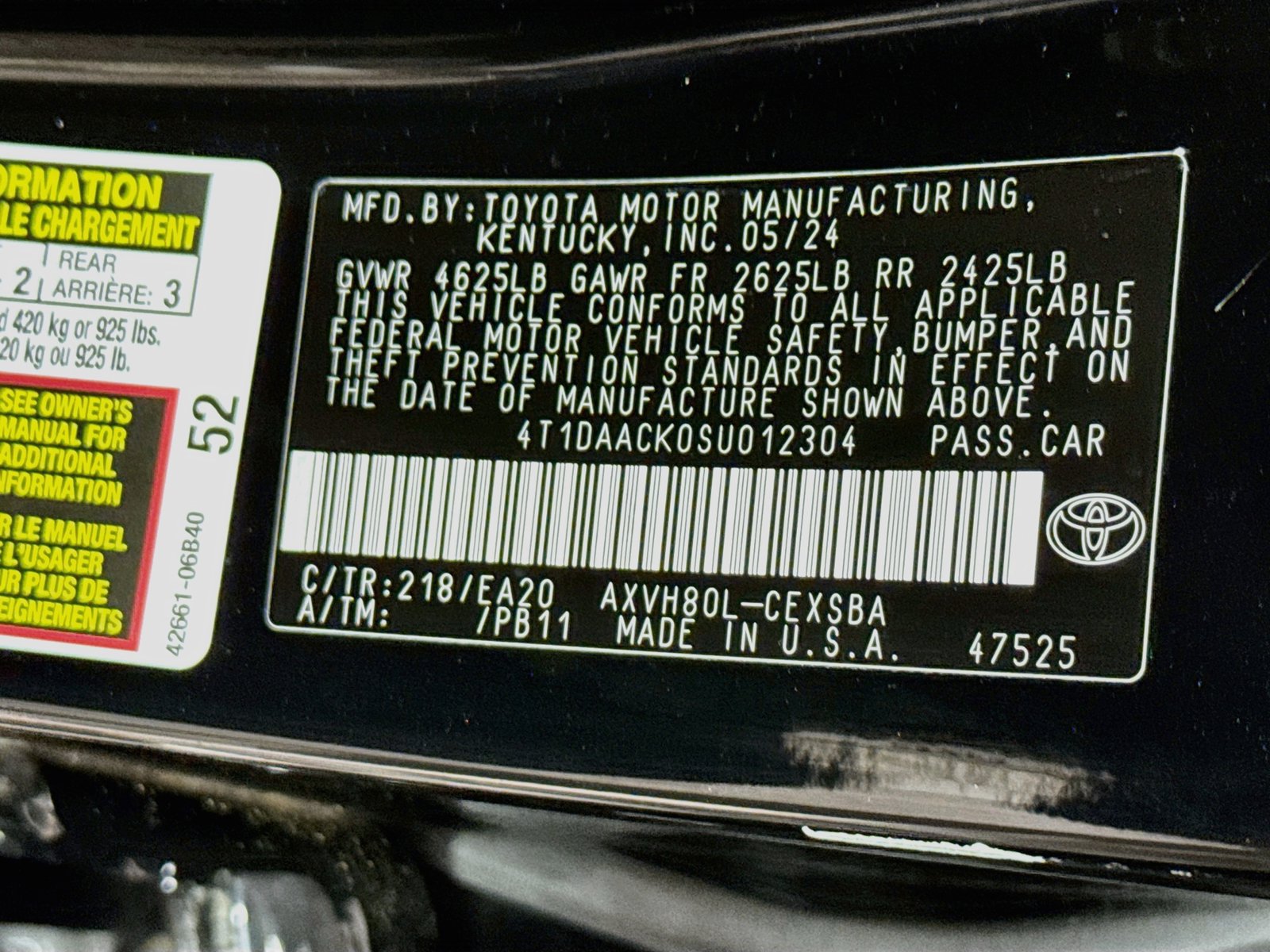 Used 2025 Toyota Camry SE FWD image 29