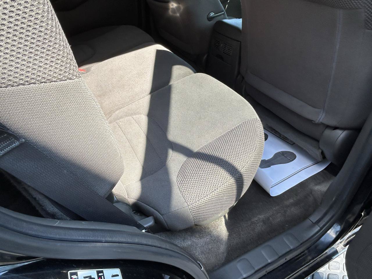 Used 2011 Nissan Pathfinder S AWD/4WD image 11
