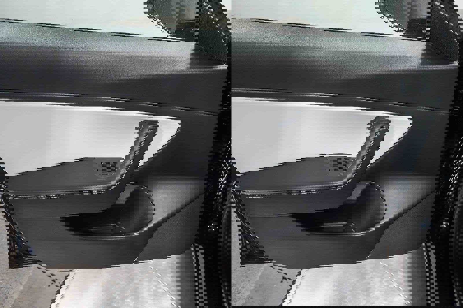 Used 2021 Tesla Model 3 Performance image 24