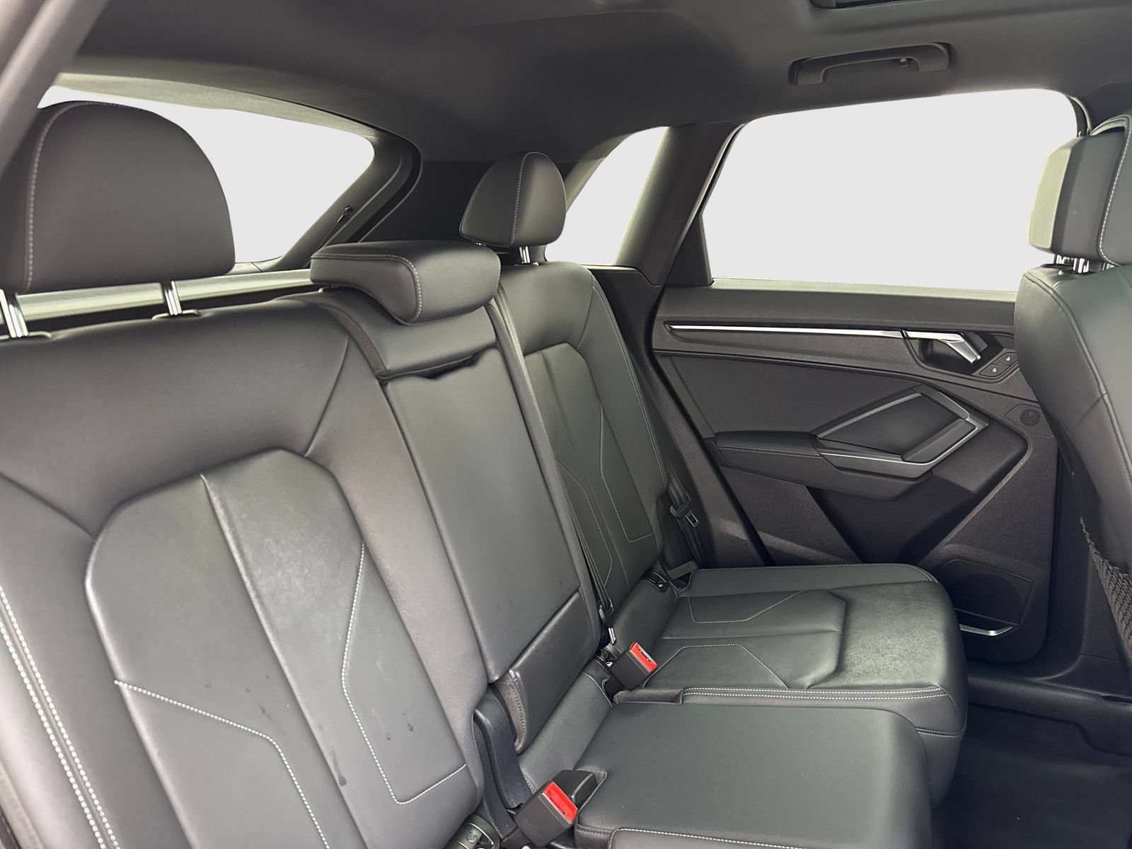 Used 2020 Audi Q3 2.0T Premium Plus w/ Premium Plus Package AWD/4WD image 45