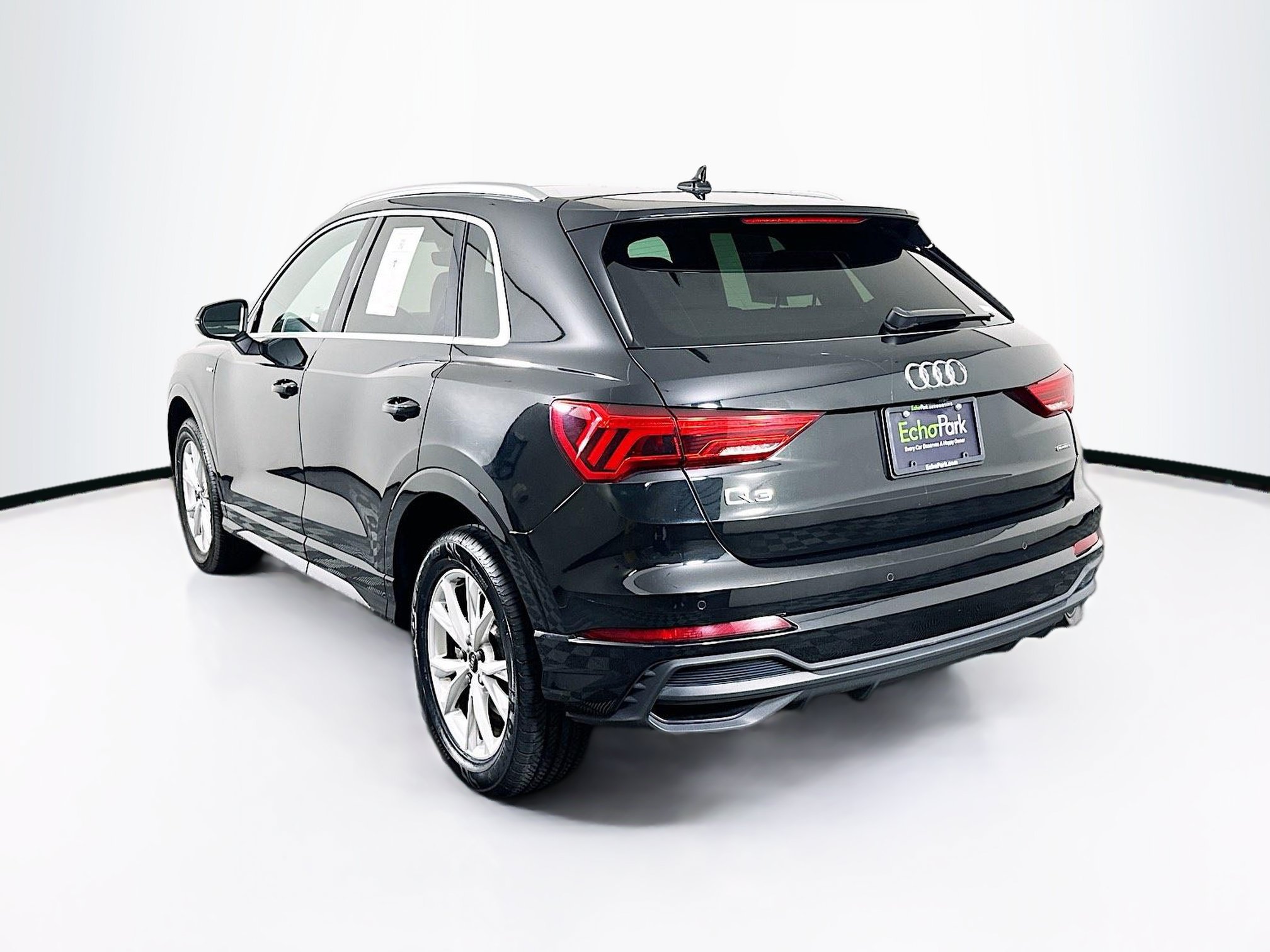 Used 2025 Audi Q3 2.0T Premium AWD/4WD image 5