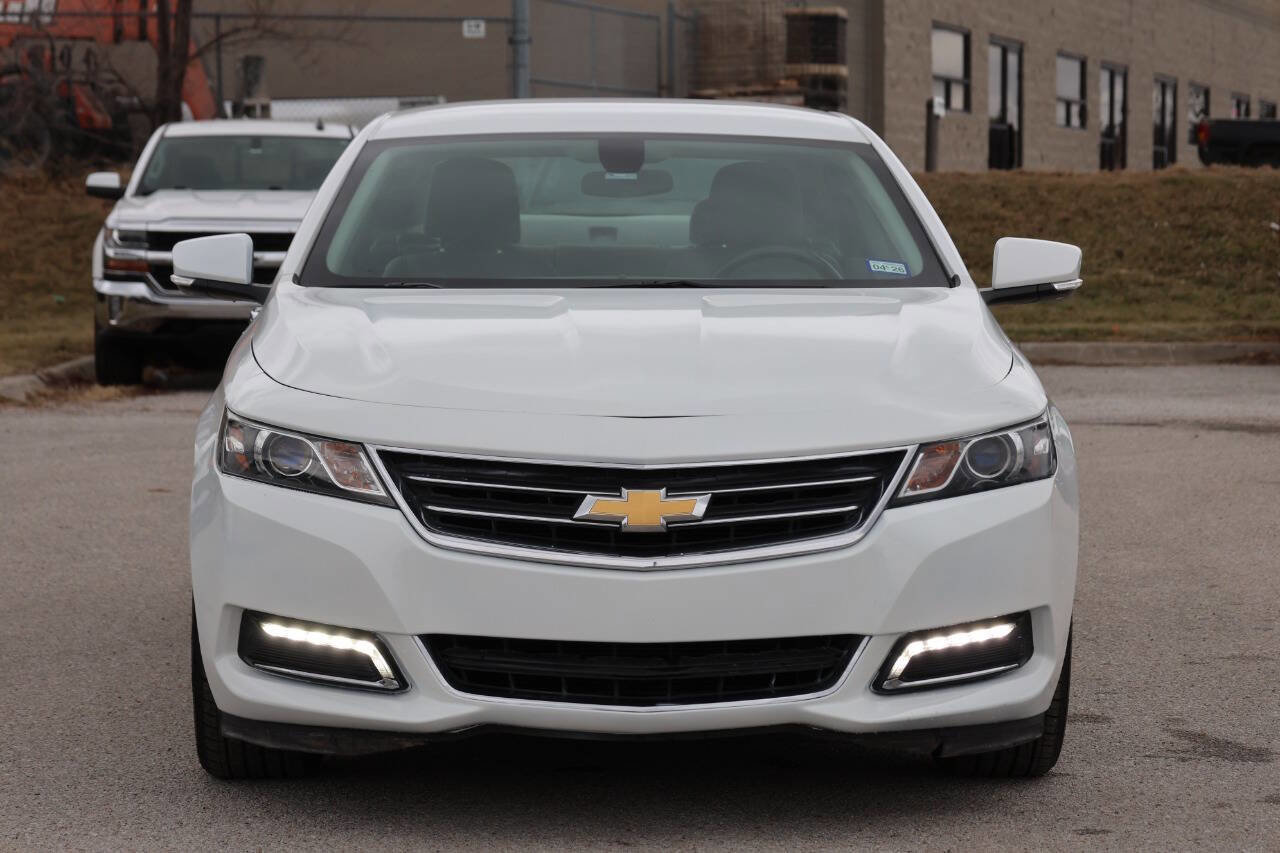 Used 2018 Chevrolet Impala LT FWD image 2