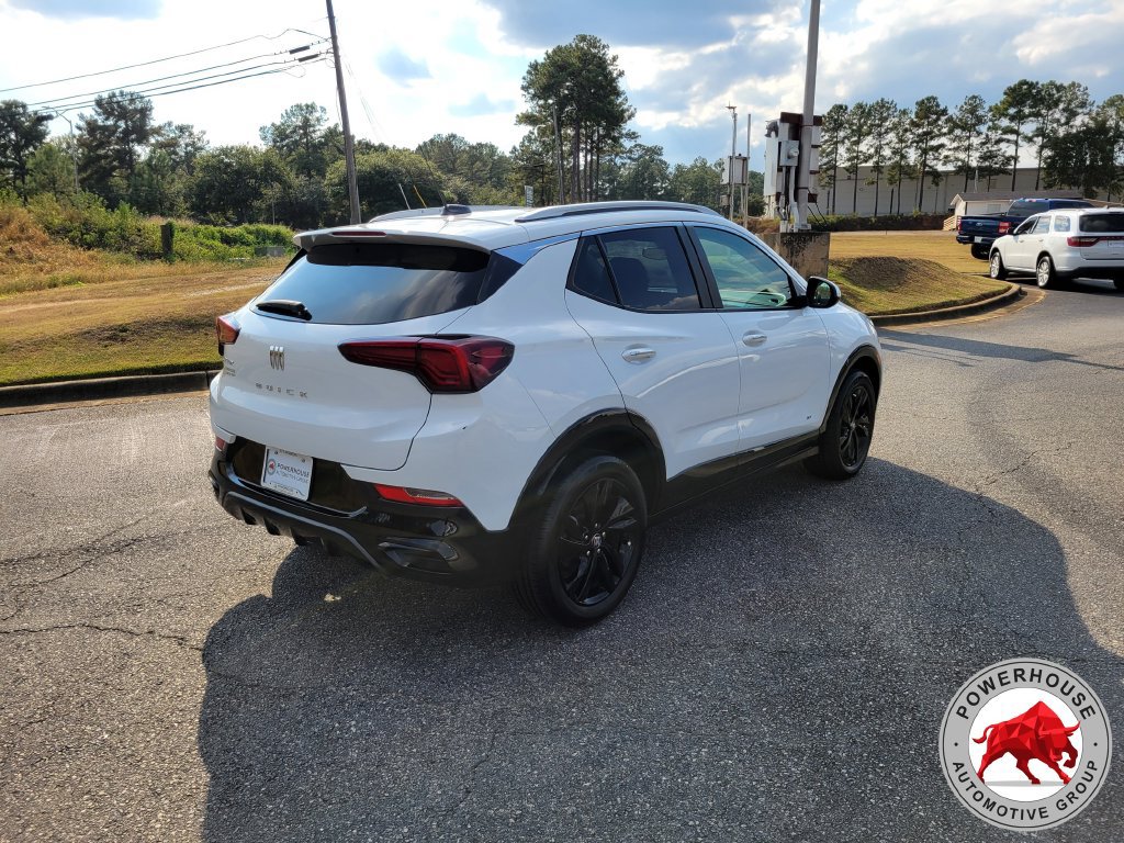 Used 2025 Buick Encore GX Sport Touring w/ Comfort Package AWD/4WD image 6