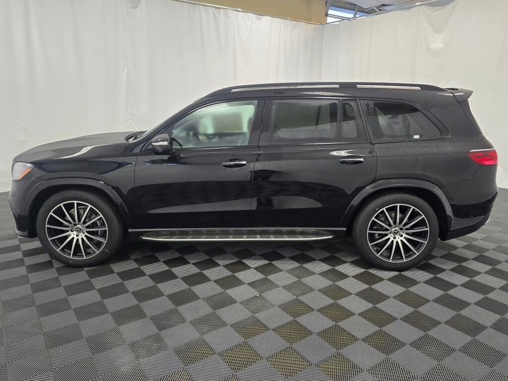 New 2026 Mercedes-Benz GLS 450 4MATIC image 3