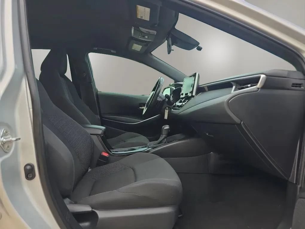 Used 2020 Toyota Corolla SE FWD image 40