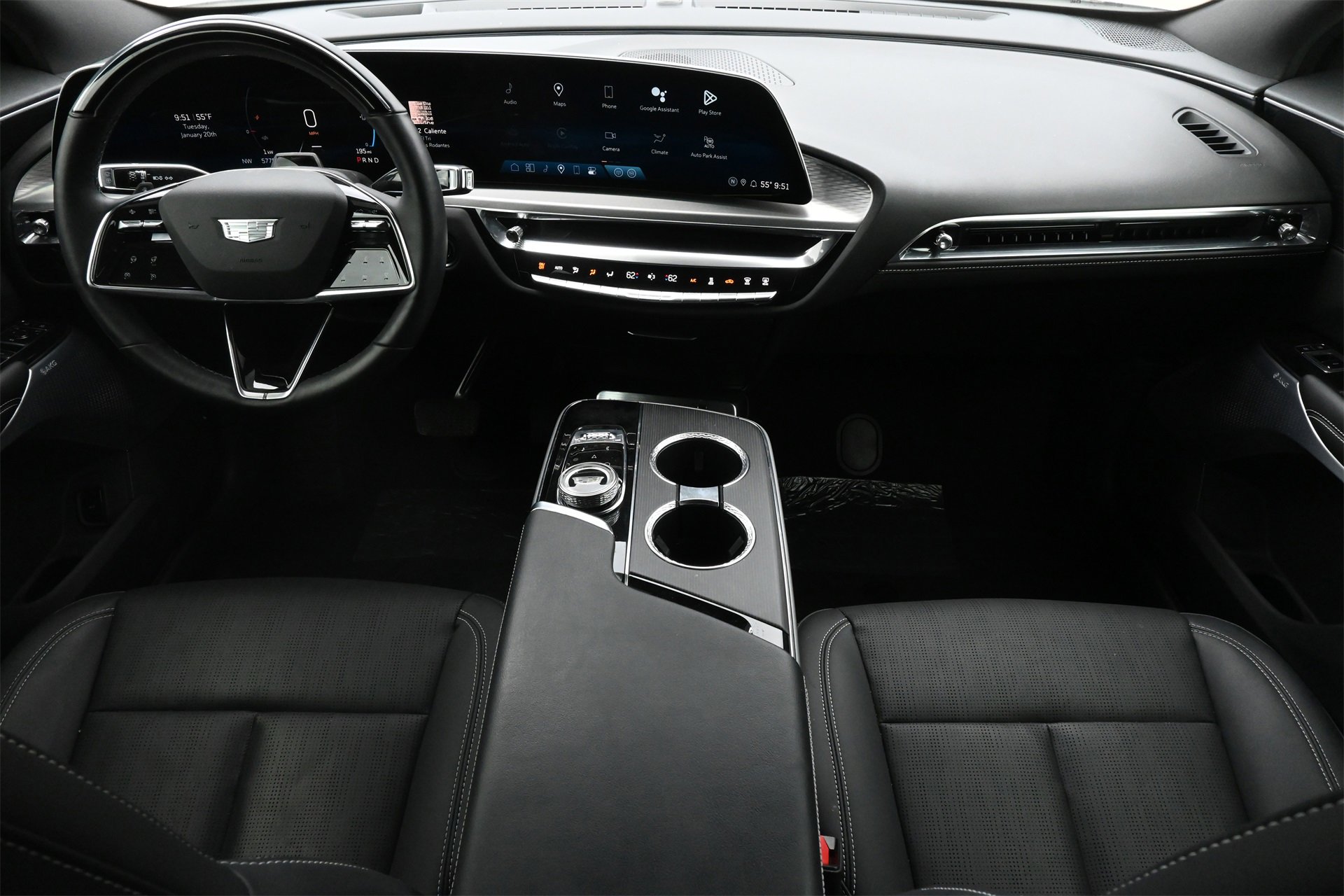 Certified 2024 Cadillac Lyriq Luxury image 7