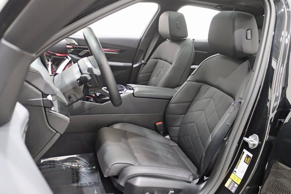 Used 2024 BMW i5 M60 w/ Premium Package image 32