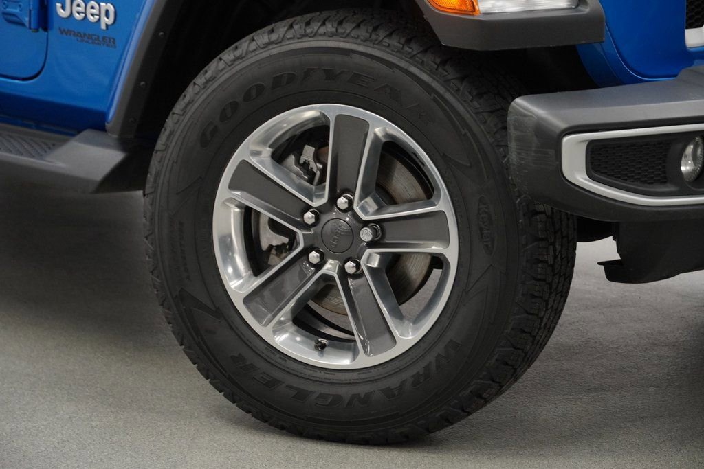 Certified 2022 Jeep Wrangler Unlimited Sahara w/ Cold Weather Group image 4