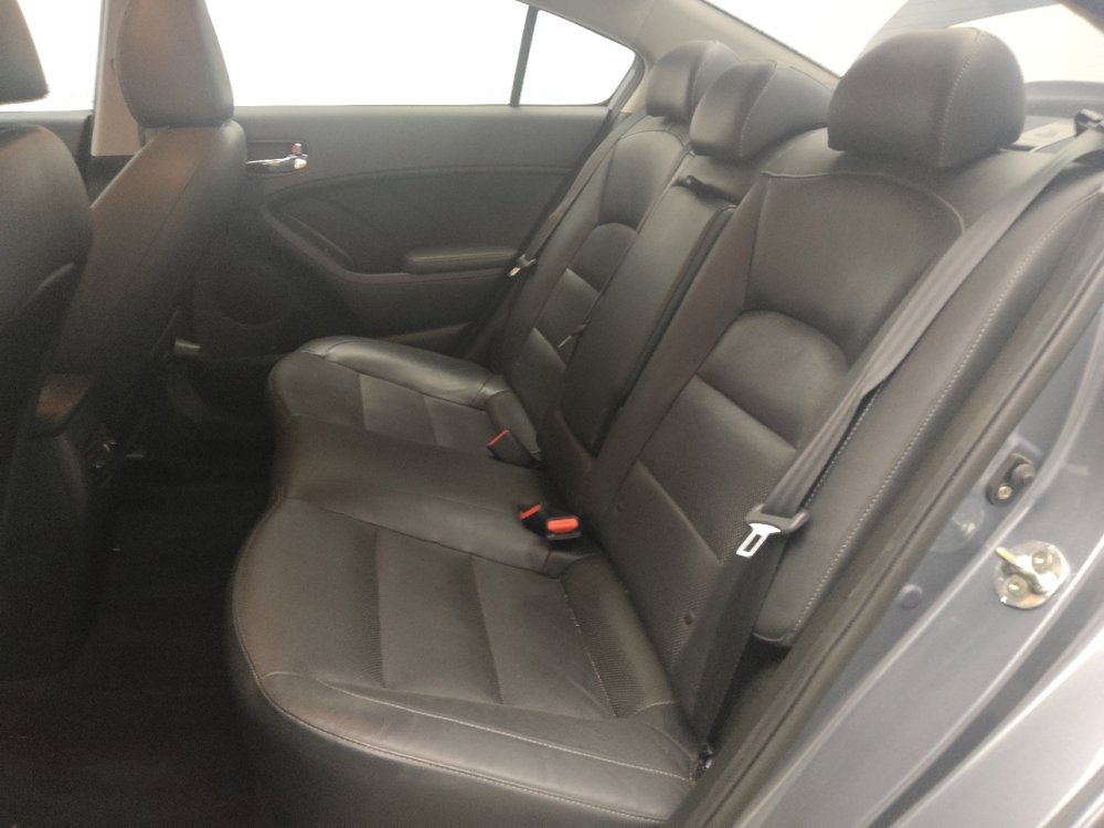 Used 2017 Kia Forte EX FWD image 18