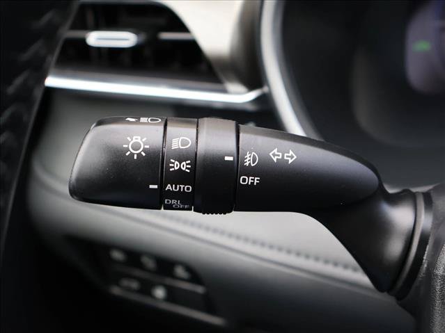 Certified 2024 Toyota Highlander Limited AWD/4WD image 15