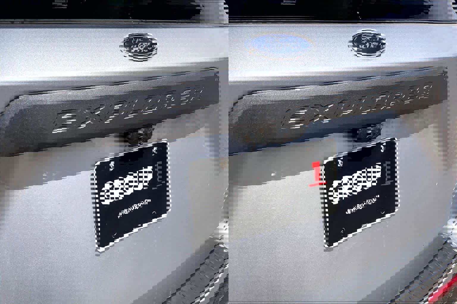 Used 2022 Ford Explorer XLT w/ Equipment Group 202A image 10