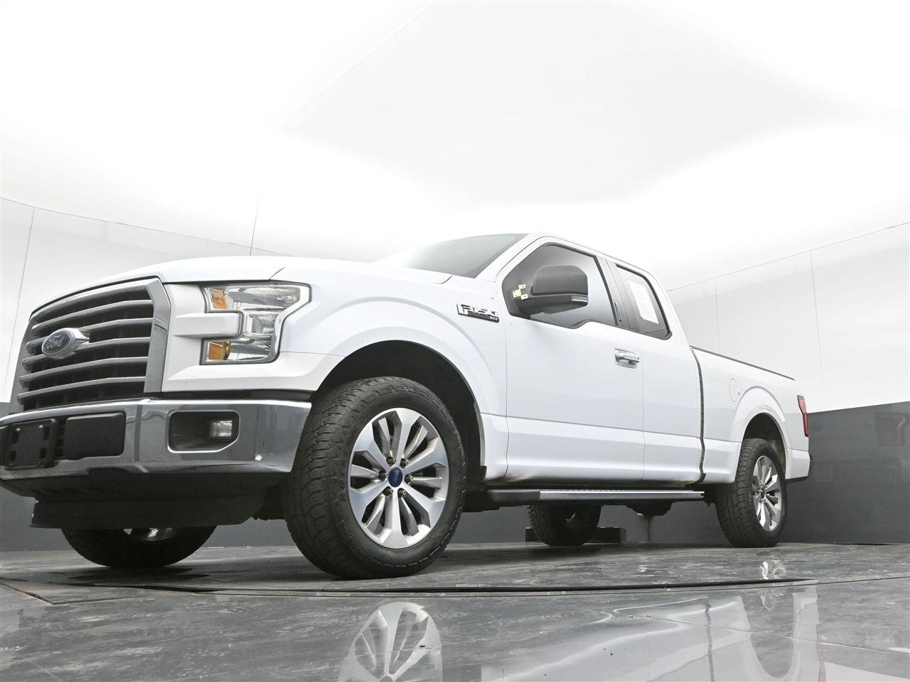 Used 2015 Ford F150 XLT w/ Equipment Group 301A Mid RWD image 26