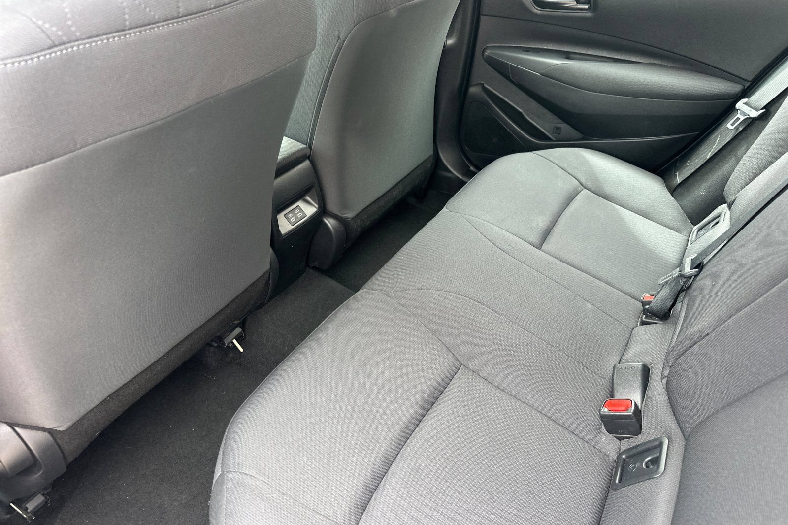 Certified 2024 Toyota Corolla LE FWD image 15