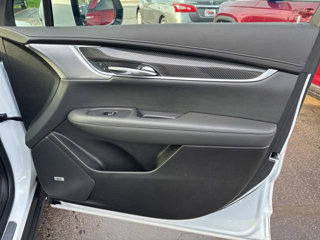 Certified 2024 Cadillac XT6 Sport w/ LPO, Floor Liner Package image 28