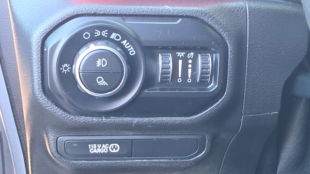 Used 2020 Jeep Gladiator Rubicon AWD/4WD image 22