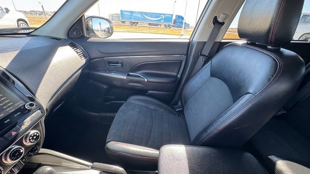 Used 2022 Mitsubishi Outlander Sport SE image 23