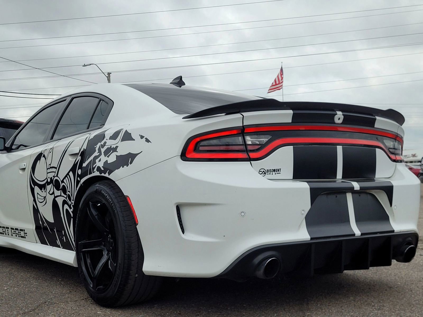 Used 2017 Dodge Charger R/T Scat Pack w/ Dynamics Package RWD image 12