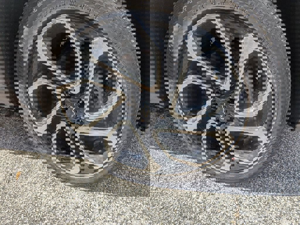 Certified 2024 Chevrolet Trax RS w/ Sunroof Package image 9