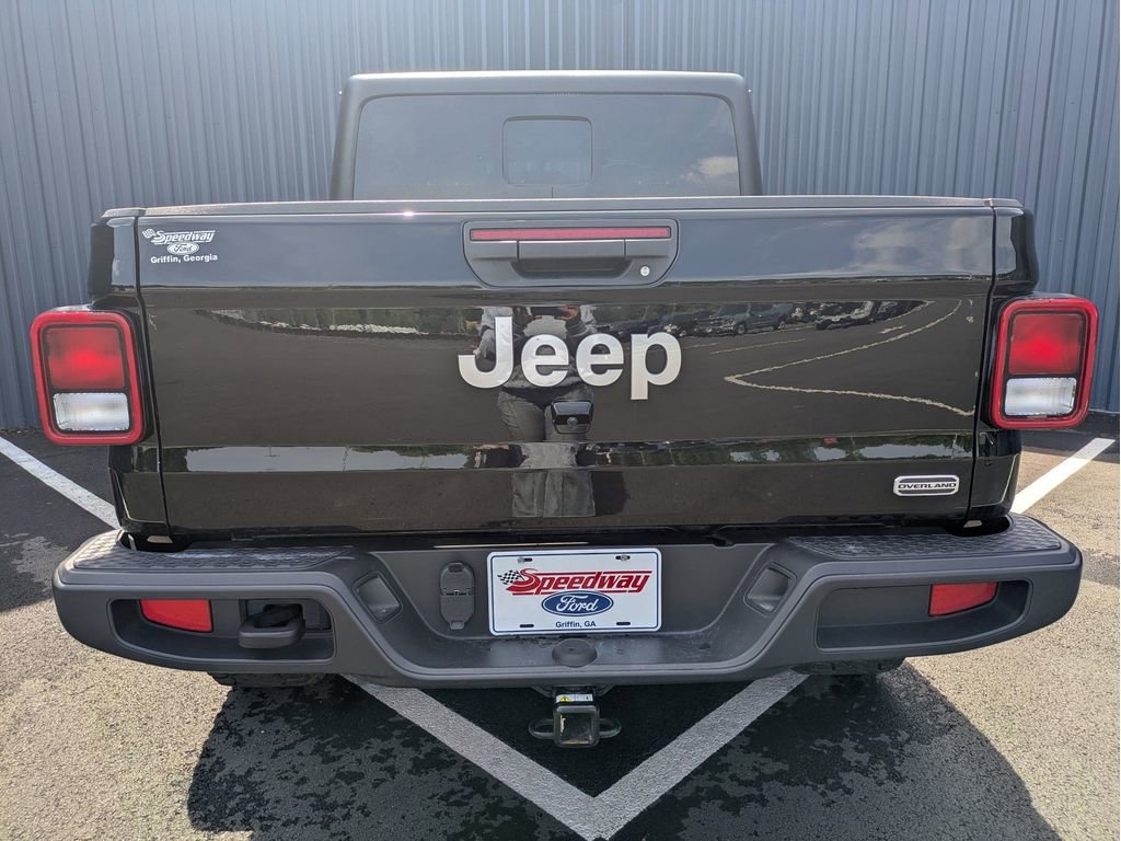 Used 2023 Jeep Gladiator Overland AWD/4WD image 7