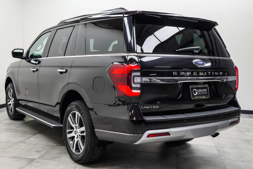 Used 2023 Ford Expedition Limited RWD image 12