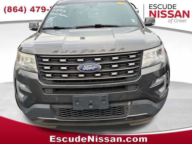 Used 2017 Ford Explorer XLT w/ Equipment Group 202A image 7