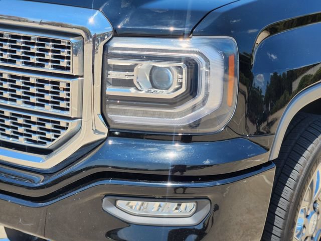 Used 2017 GMC Sierra 1500 Denali w/ Denali Ultimate Package AWD/4WD image 9
