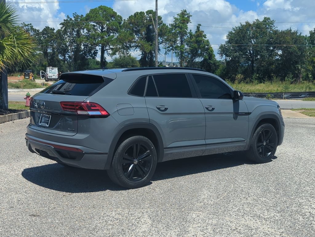 Certified 2023 Volkswagen Atlas Cross Sport SEL R-Line AWD/4WD image 7